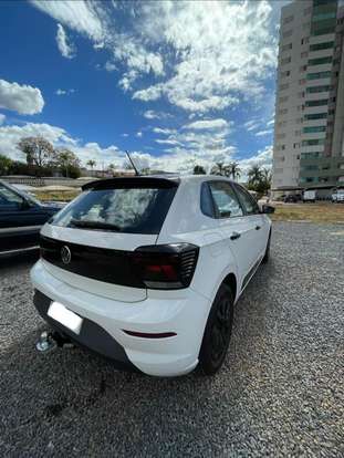 VOLKSWAGEN-POLO-2024