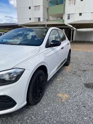 VOLKSWAGEN-POLO-2024