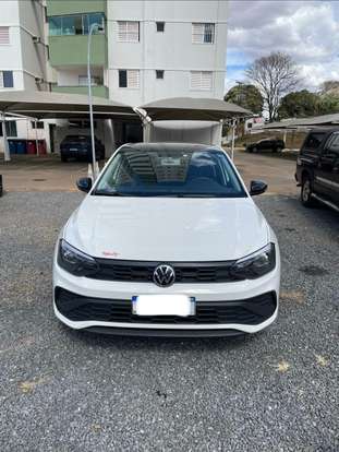 VOLKSWAGEN-POLO-2024