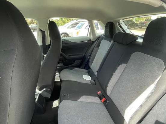 VOLKSWAGEN-POLO-1.0 MPI ROCK IN RIO MANUAL VOLKSWAGEN-POLO-2024