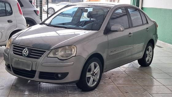 VOLKSWAGEN POLO SEDAN 1.6 MI COMFORTLINE 8V FLEX 4P AUTOMATIZADO