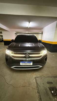 VOLKSWAGEN-TAOS-2022