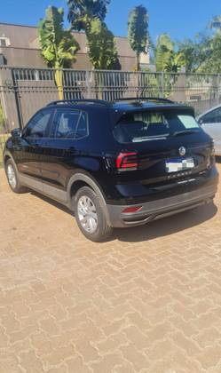 VOLKSWAGEN T-CROSS 1.0 200 TSI TOTAL FLEX SENSE AUTOMÁTICO