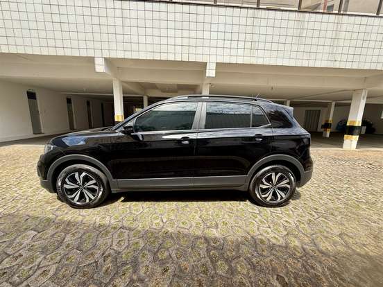 VOLKSWAGEN-T-CROSS-2024