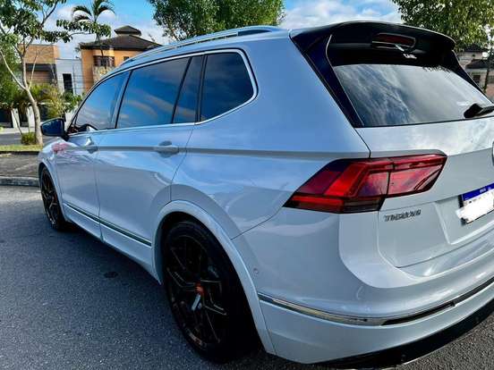 VOLKSWAGEN-TIGUAN-2.0 350 TSI GASOLINA ALLSPACE R-LINE 4MOTION DSG VOLKSWAGEN-TIGUAN-2018