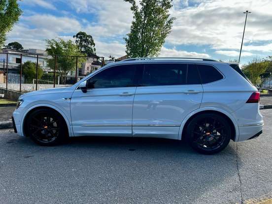 VOLKSWAGEN-TIGUAN-2.0 350 TSI GASOLINA ALLSPACE R-LINE 4MOTION DSG VOLKSWAGEN-TIGUAN-2018