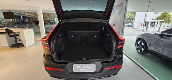 VOLVO-EC40-P8 RECHARGE TWIN ELECTRIC ULTRA BLACK EDITION AWD VOLVO-EC40-2025