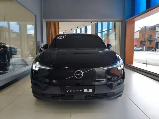 VOLVO-EX30-2024