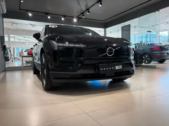 VOLVO-EX30-69 KW ELÉTRICO CORE VOLVO-EX30-2024