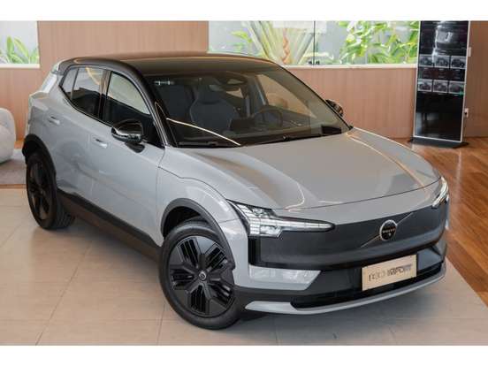 VOLVO-EX30-69 KW ELÉTRICO CROSS COUNTRY VOLVO-EX30-2025