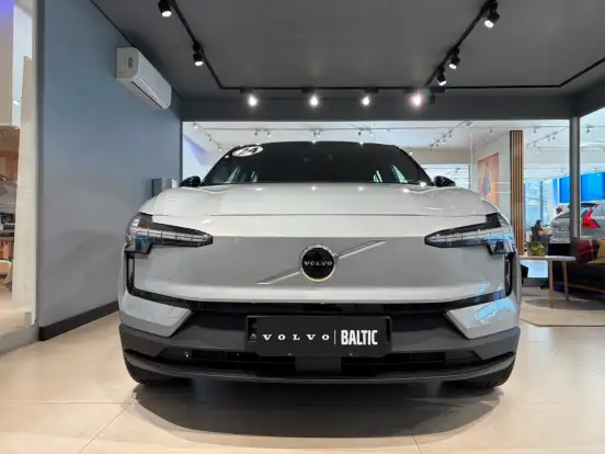 VOLVO-EX30-69 KW ELÉTRICO PLUS VOLVO-EX30-2024