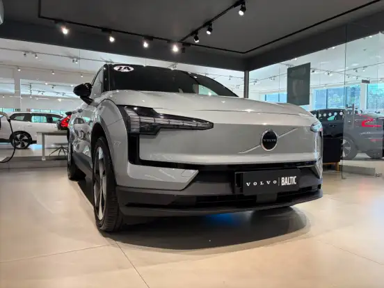 VOLVO-EX30-69 KW ELÉTRICO PLUS VOLVO-EX30-2024