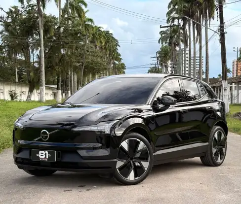 VOLVO-EX30-2024
