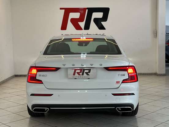 VOLVO-S60-2.0 T5 INSCRIPTION GASOLINA 4P AUTOMÁTICO VOLVO-S60-2019