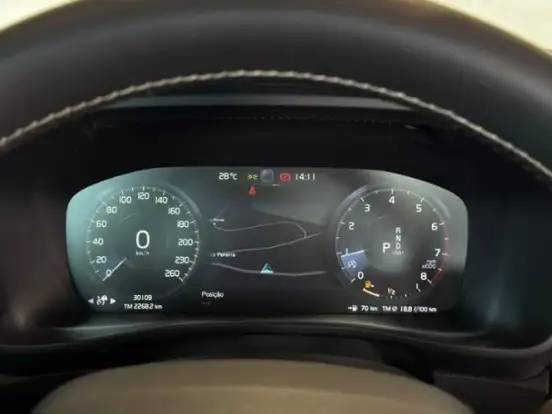 VOLVO-XC40-2.0 T5 GASOLINA R-DESIGN AWD GEARTRONIC VOLVO-XC40-2019