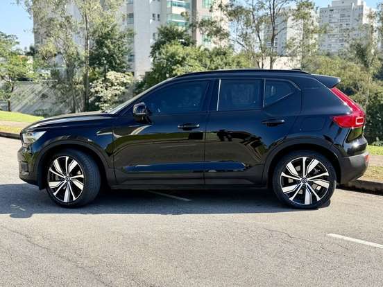 VOLVO-XC40-P8 RECHARGE ELECTRIC BEV PURE AWD VOLVO-XC40-2022