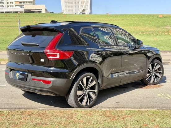 VOLVO-XC40-P8 RECHARGE ELECTRIC BEV PURE AWD VOLVO-XC40-2022