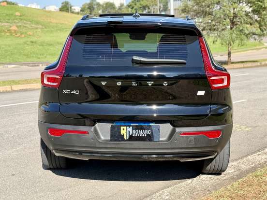 VOLVO-XC40-P8 RECHARGE ELECTRIC BEV PURE AWD VOLVO-XC40-2022