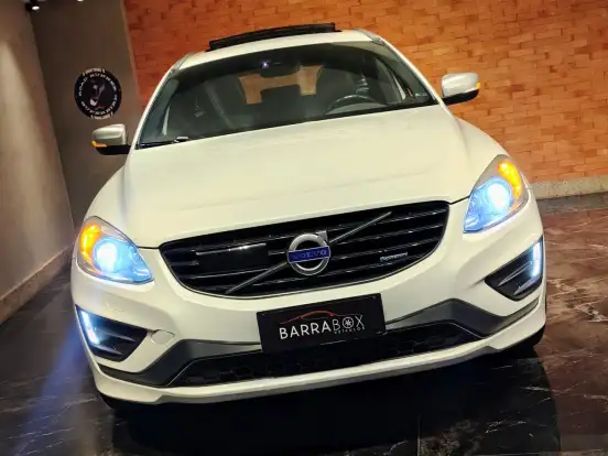 VOLVO-XC60-2.0 T6 R DESIGN TURBO GASOLINA 4P AUTOMÁTICO VOLVO-XC60-2015