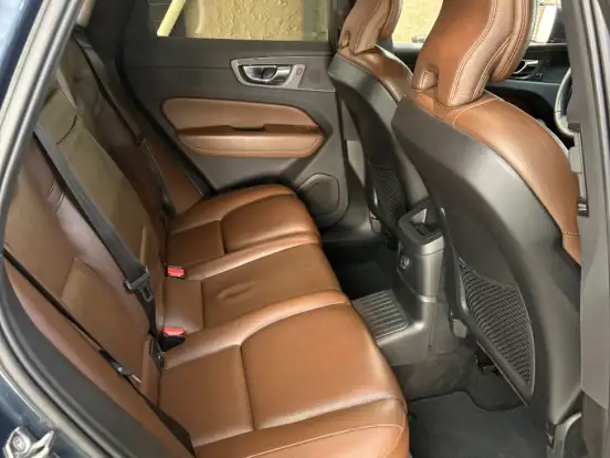 VOLVO-XC60-2.0 T8 HYBRID MOMENTUM AWD GEARTRONIC VOLVO-XC60-2020