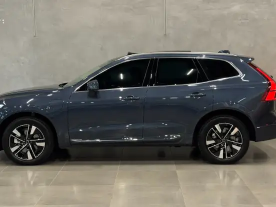 VOLVO-XC60-2.0 T8 PHEV PLUS AWD GEARTRONIC VOLVO-XC60-2025