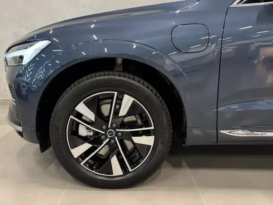 VOLVO-XC60-2.0 T8 PHEV PLUS AWD GEARTRONIC VOLVO-XC60-2025