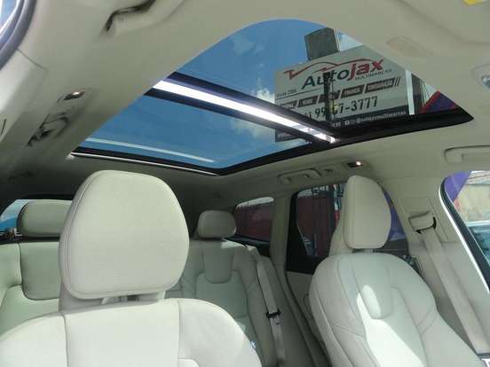 VOLVO-XC60-2.0 T5 GASOLINA MOMENTUM AWD GEARTRONIC VOLVO-XC60-2020