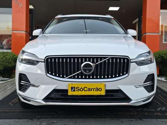 VOLVO-XC60-2021