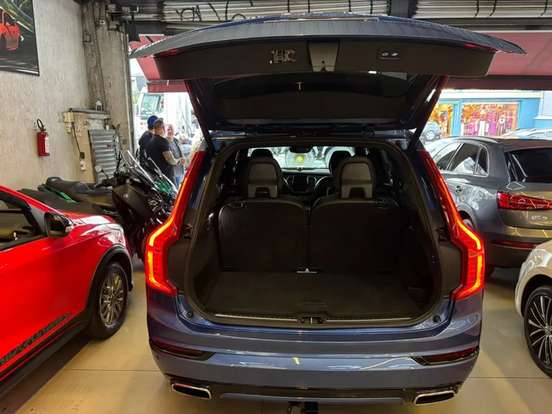 VOLVO-XC90-2019
