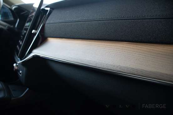 VOLVO-XC90-2025
