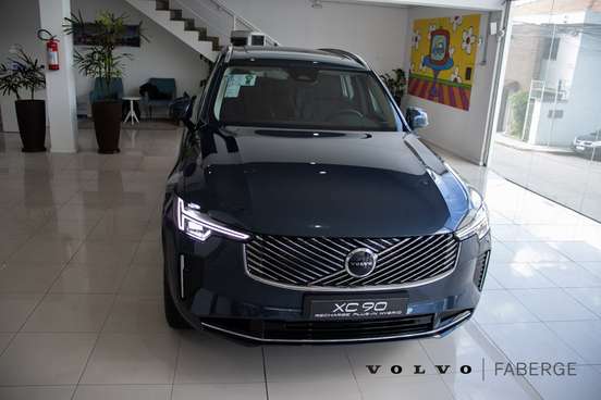 VOLVO-XC90-2025