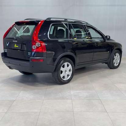 VOLVO-XC90-2005