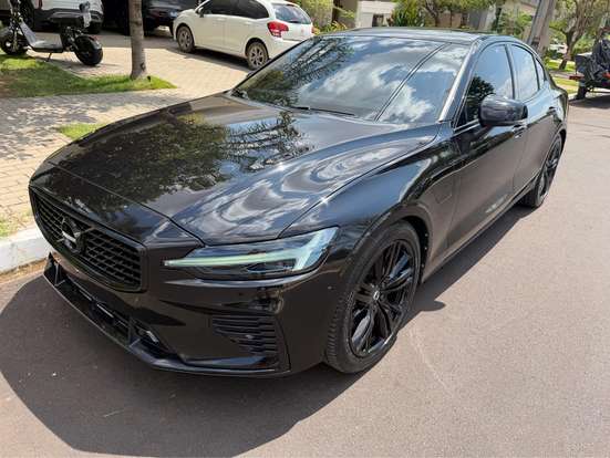 VOLVO-S60-2.0 T8 R-DESIGN HÍBRIDO 4P AUTOMÁTICO VOLVO-S60-2019