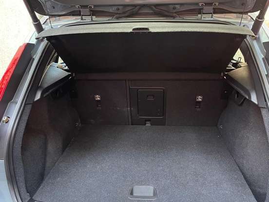 VOLVO-XC40-1.5 T5 RECHARGE R-DESIGN GEARTRONIC VOLVO-XC40-2020
