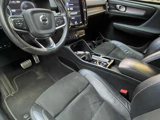 VOLVO-XC40-1.5 T5 RECHARGE R-DESIGN GEARTRONIC VOLVO-XC40-2020