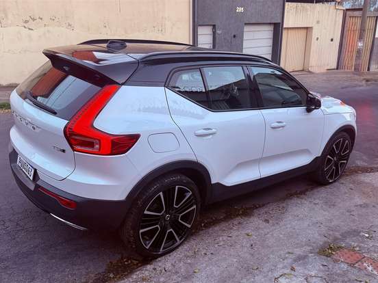 VOLVO-XC40-2.0 T5 GASOLINA EDIÇÃO ESPECIAL AWD GEARTRONIC VOLVO-XC40-2019