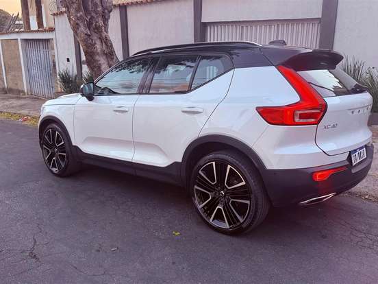 VOLVO-XC40-2.0 T5 GASOLINA EDIÇÃO ESPECIAL AWD GEARTRONIC VOLVO-XC40-2019