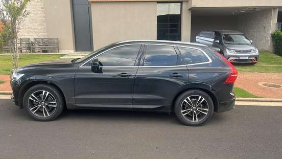 VOLVO-XC60-2.0 T5 GASOLINA MOMENTUM AWD GEARTRONIC VOLVO-XC60-2020