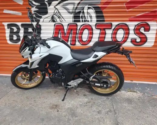YAMAHA-FZ25 FAZER CONNECTED ABS-2024