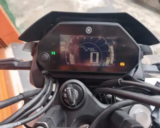 YAMAHA-FZ25 FAZER CONNECTED ABS-2024