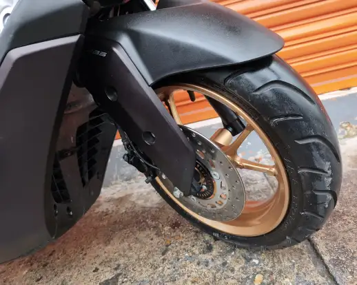 YAMAHA-NMAX CONNECTED 160 ABS-2025