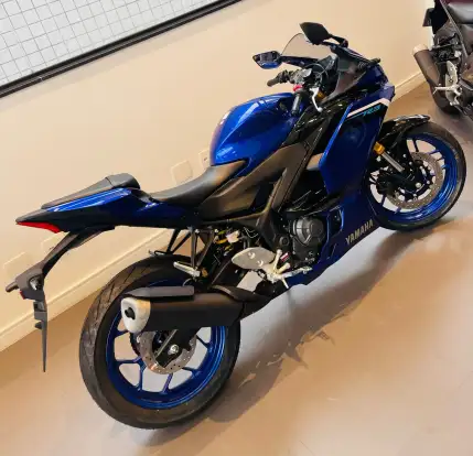 YAMAHA-YZF R3 ABS CONNECTED YAMAHA-YZF R3 ABS CONNECTED-2025
