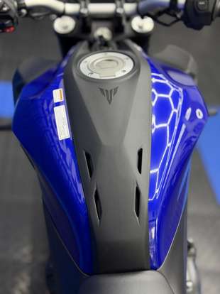 YAMAHA-MT-07 CONNECTED ABS-2025