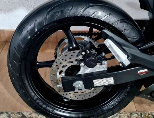 YAMAHA-XJ6 N-2011