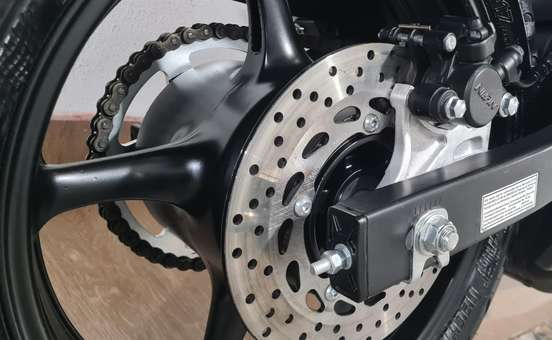 YAMAHA-XJ6 N-2011