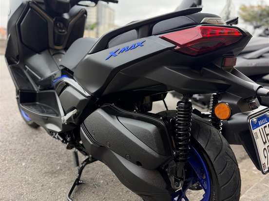 YAMAHA-XMAX 300 CONNECTED ABS YAMAHA-XMAX 300 CONNECTED ABS-2025