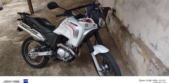 YAMAHA-XTZ 250 TÉNÉRÉ-2011