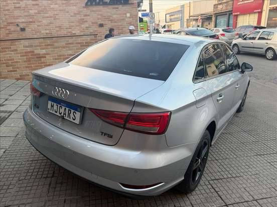 AUDI-A3-2017