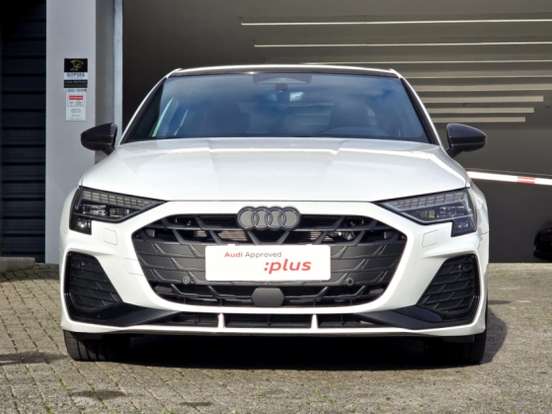 AUDI-A3-2.0 40 TFSI GASOLINA SEDAN PERFORMANCE BLACK S-TRONIC AUDI-A3-2025