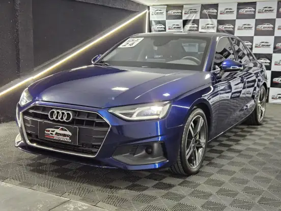 AUDI-A4-2023